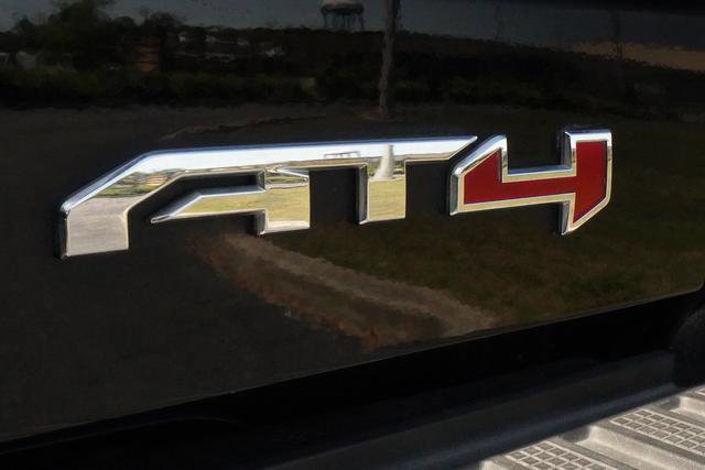 Used 2023 GMC Sierra 1500 AT4 w/ Technology Package AWD/4WD image 42