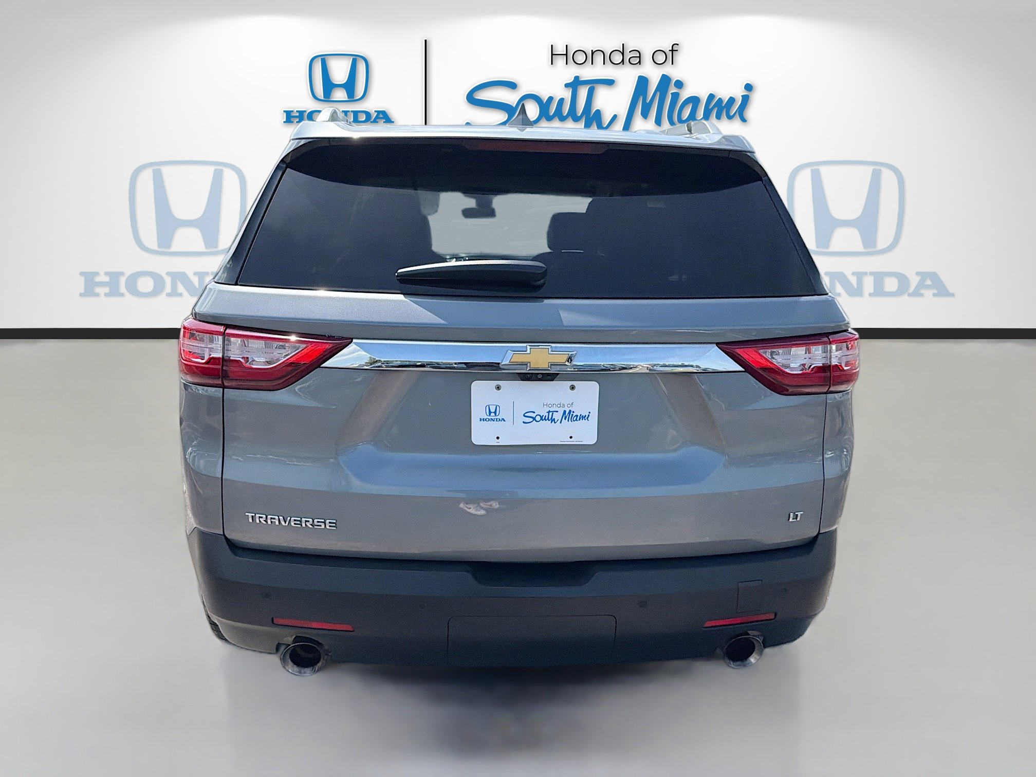 Used 2018 Chevrolet Traverse LT FWD image 6