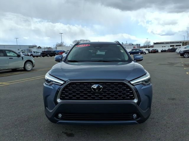 Certified 2023 Toyota Corolla Cross XLE w/ Convenience Package image 2