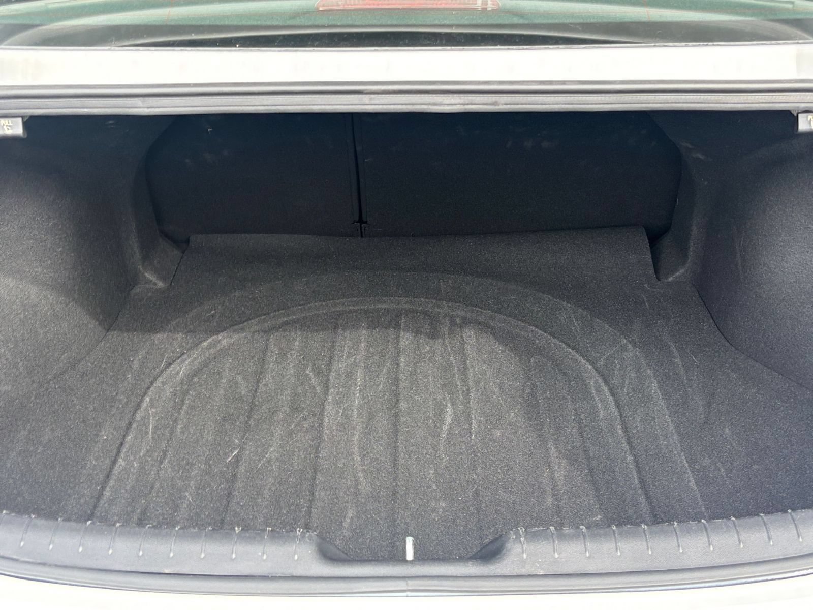 Used 2025 Hyundai Elantra SEL FWD image 34