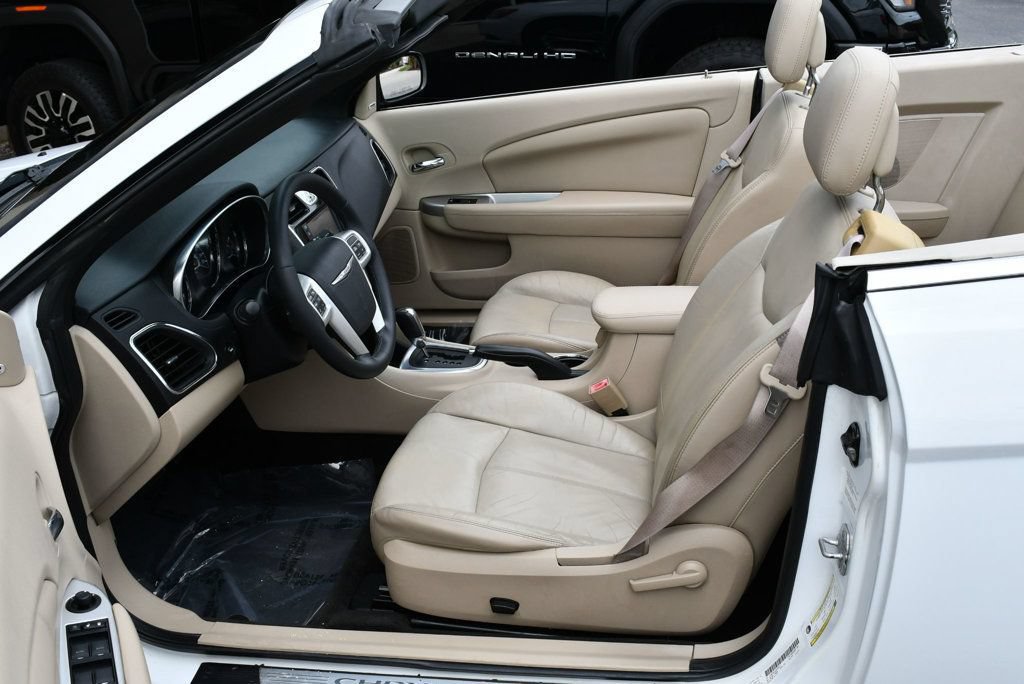 Used 2012 Chrysler 200 Limited FWD image 57