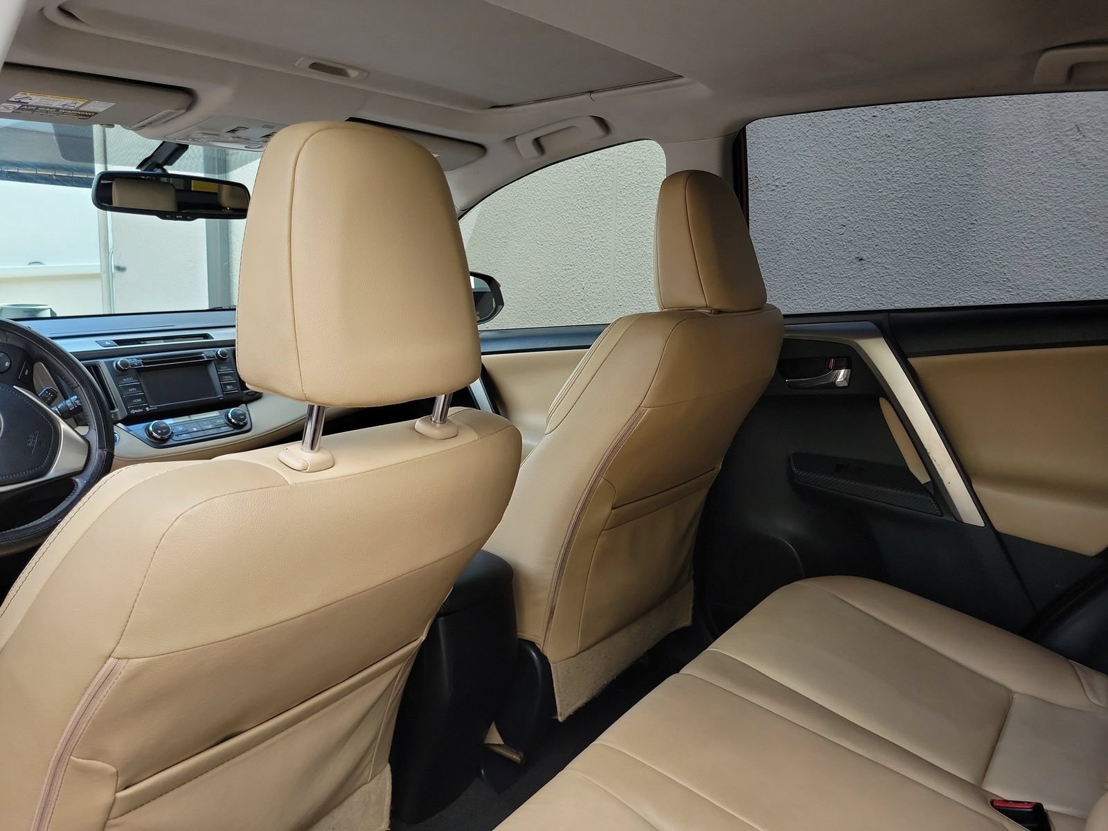 Used 2015 Toyota RAV4 Limited w/ Outdoor Package FWD image 11