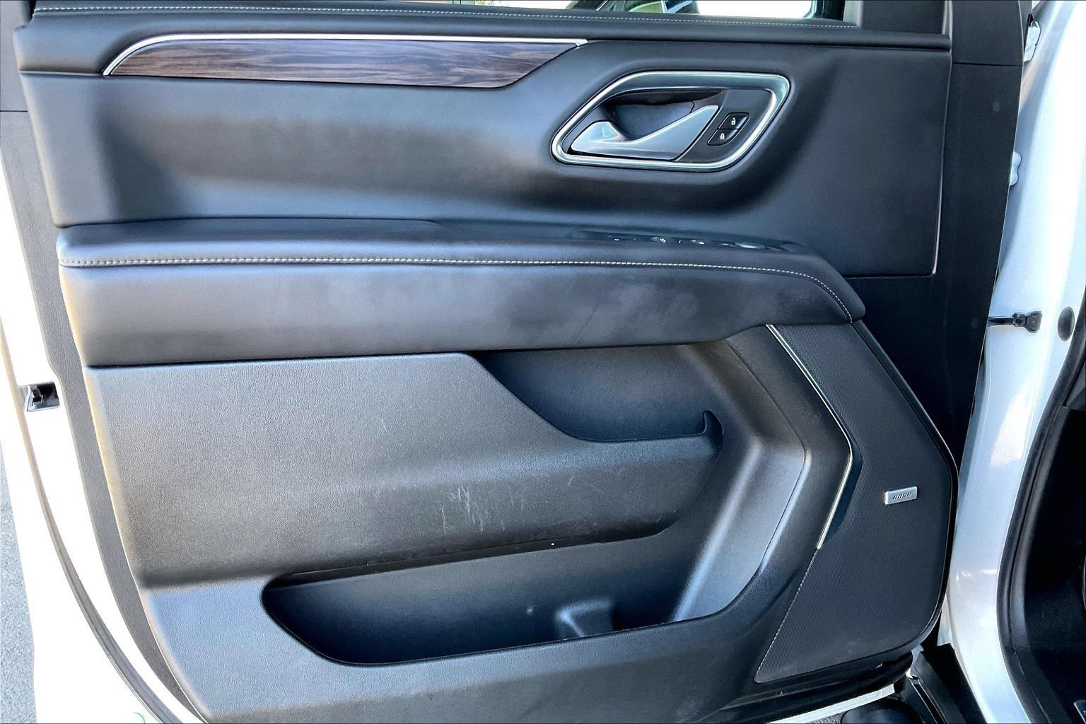 Used 2022 Chevrolet Tahoe Z71 w/ Z71 Off-Road Package AWD/4WD image 19