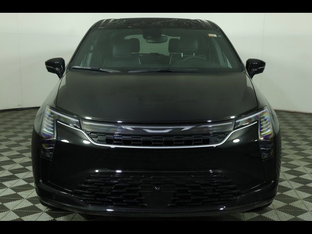 New 2027 Chrysler Pacifica Limited AWD/4WD image 5
