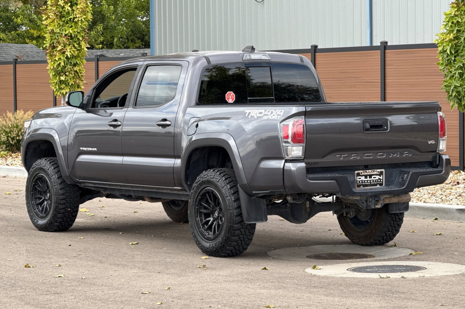 Used 2023 Toyota Tacoma TRD Sport AWD/4WD image 15