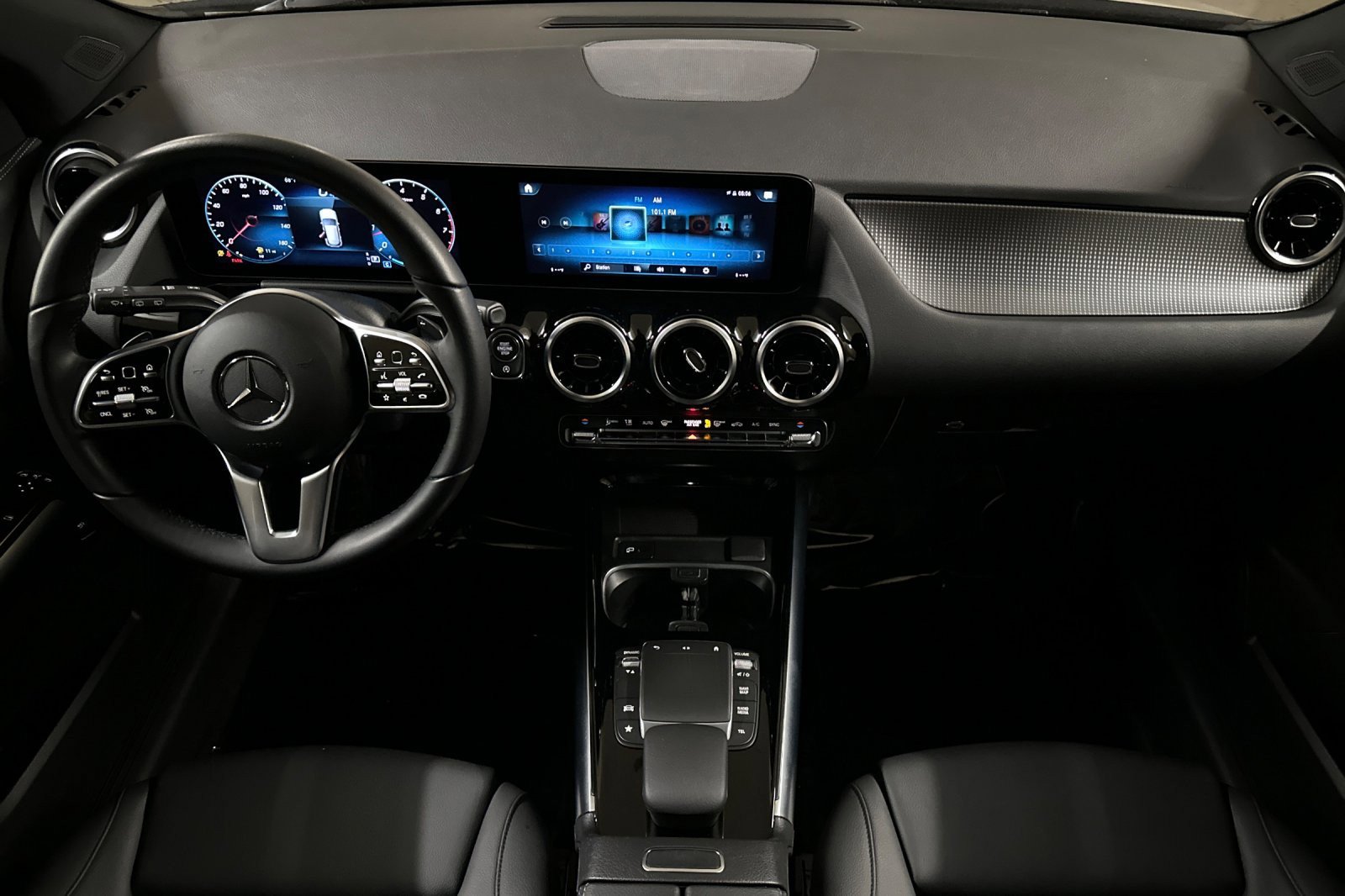 Used 2023 Mercedes-Benz GLA 250 image 12