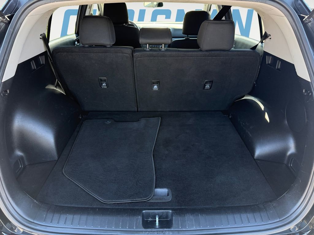 Used 2020 Kia Sportage LX image 16