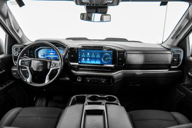 Used 2022 Chevrolet Silverado 1500 LT Trail Boss image 12