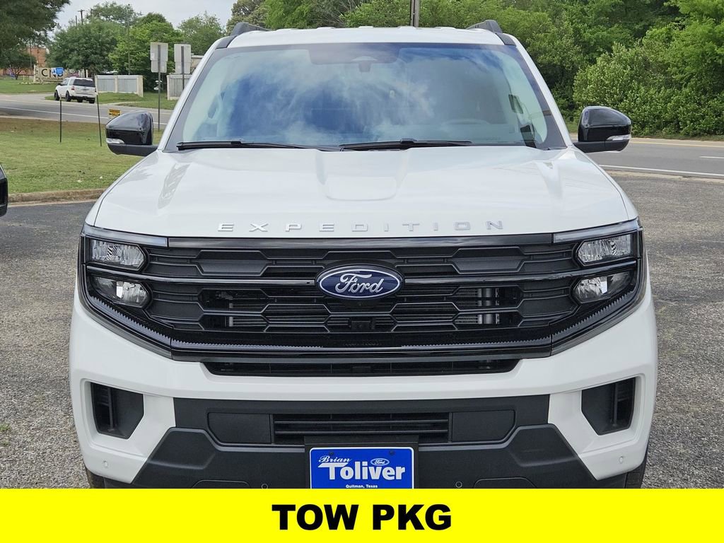 New 2026 Ford Expedition Max Active RWD image 3