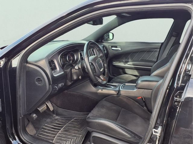 Used 2019 Dodge Charger R/T w/ Plus Group RWD image 19