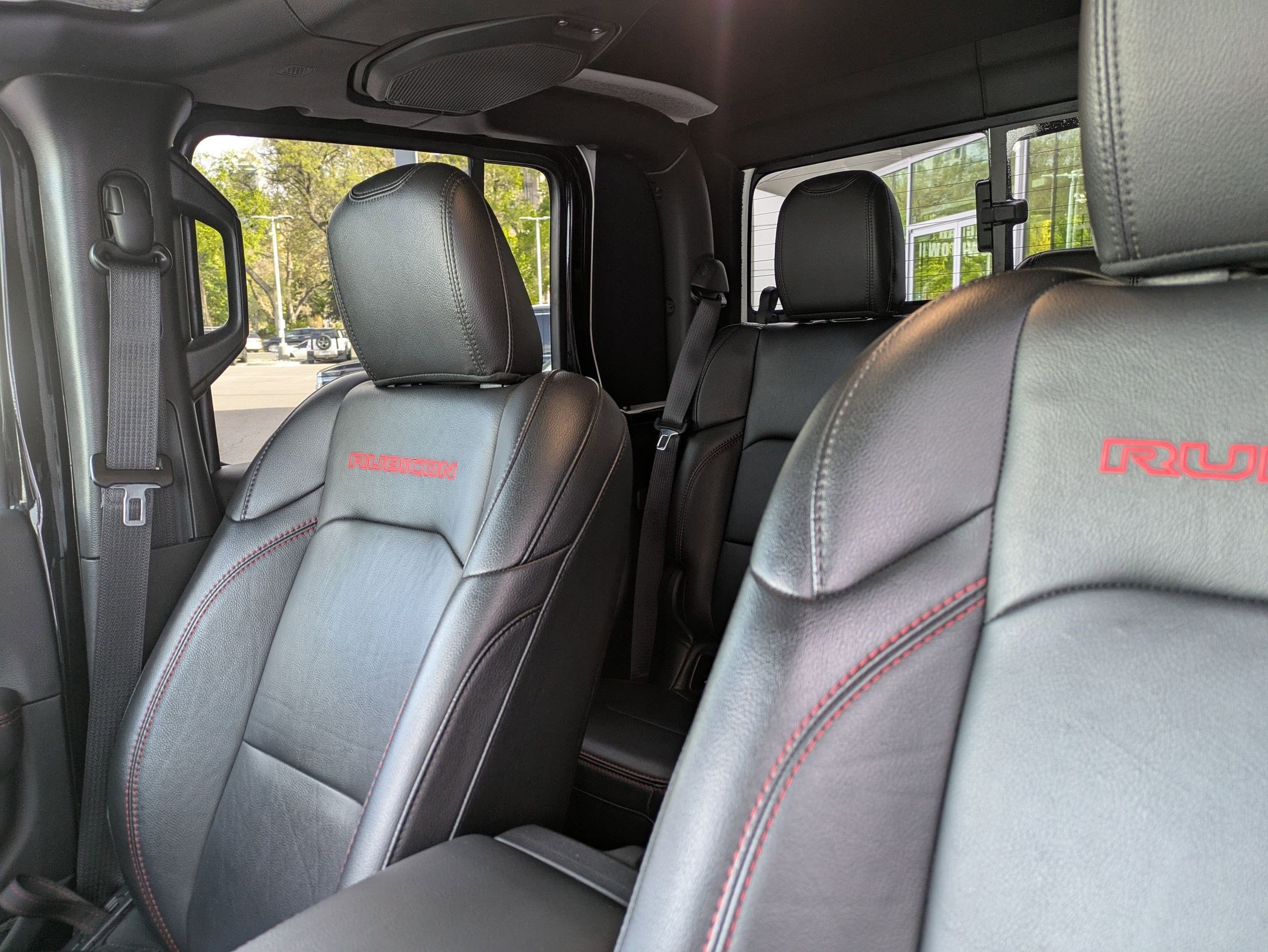 Used 2022 Jeep Gladiator Rubicon w/ Cold Weather Group image 26