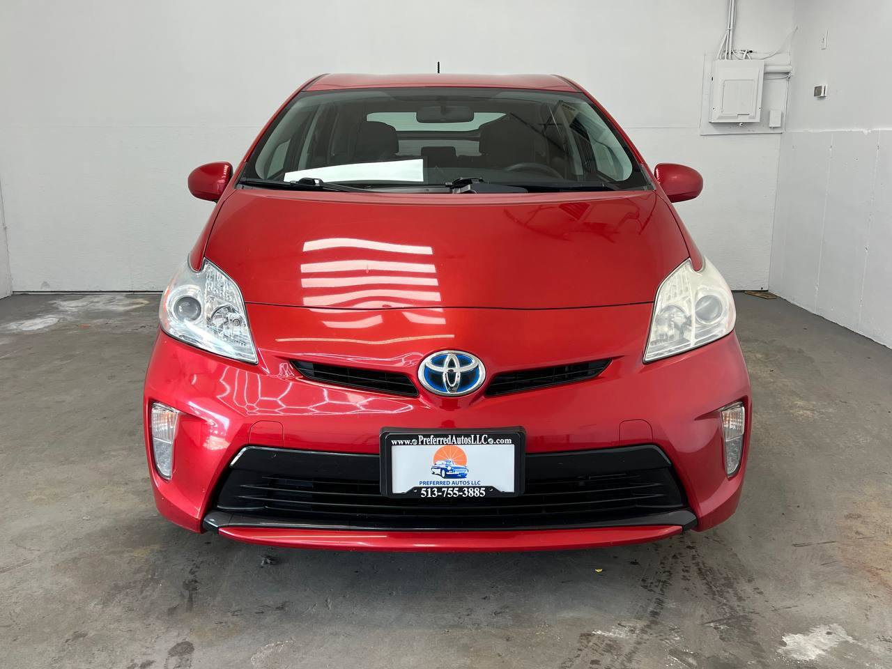Used 2012 Toyota Prius Three FWD image 2