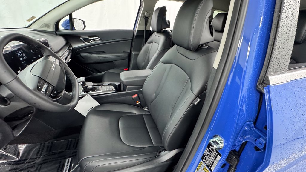 New 2026 Kia Sportage EX FWD image 10
