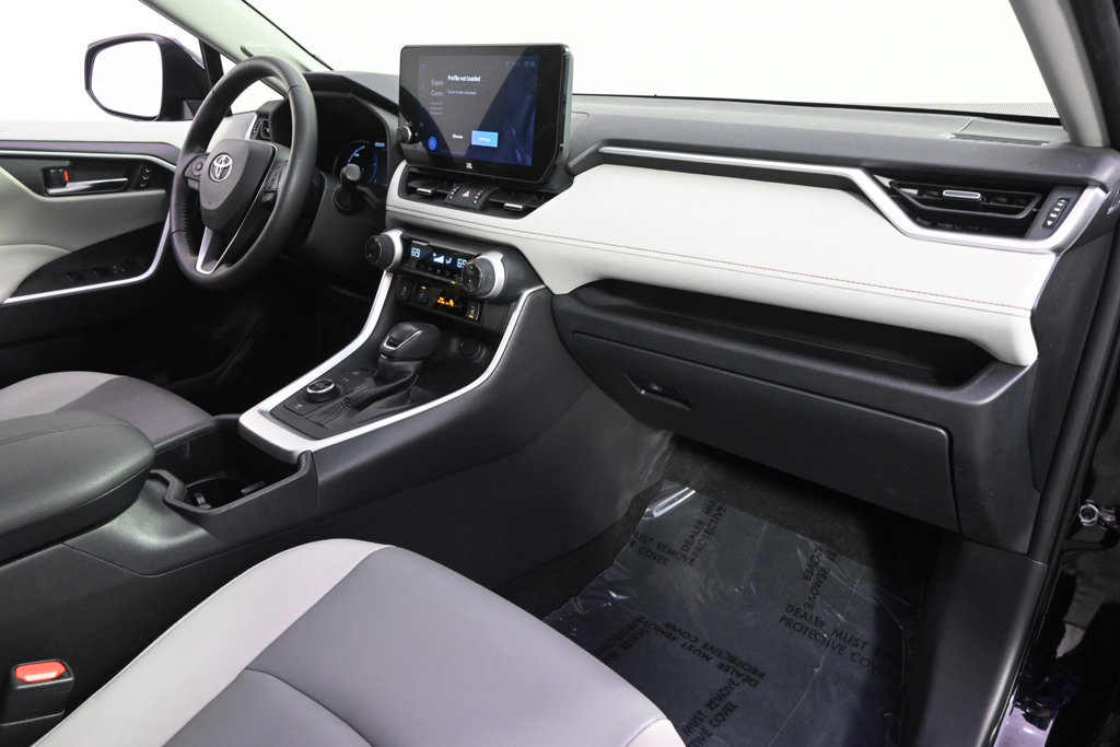 Used 2023 Toyota RAV4 XLE Premium AWD/4WD image 15