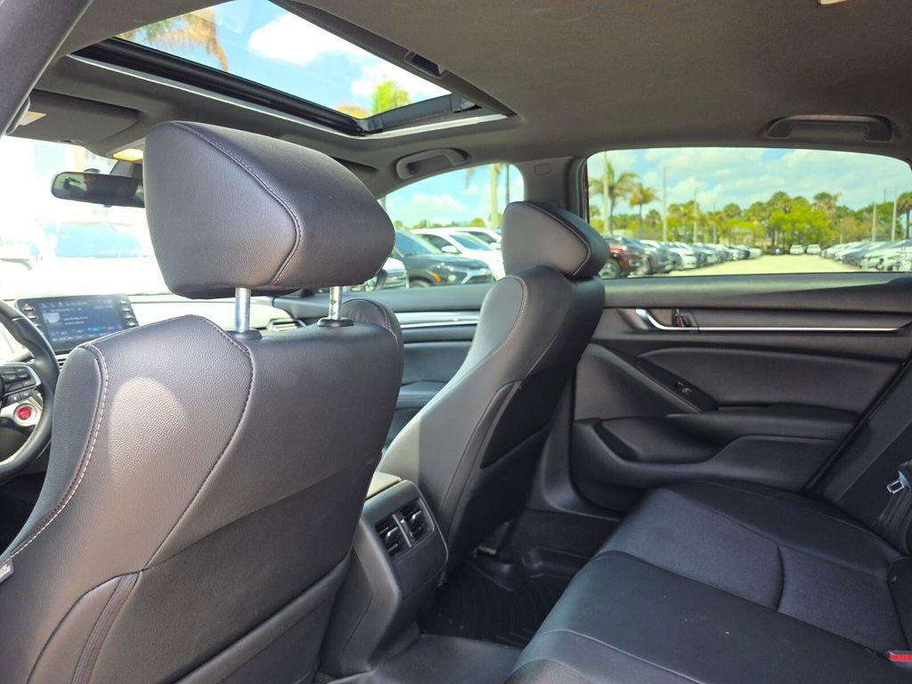 Used 2019 Honda Accord Sport image 18