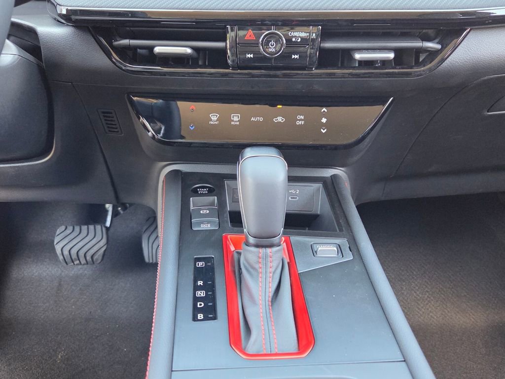 New 2026 Nissan Kicks SR image 19