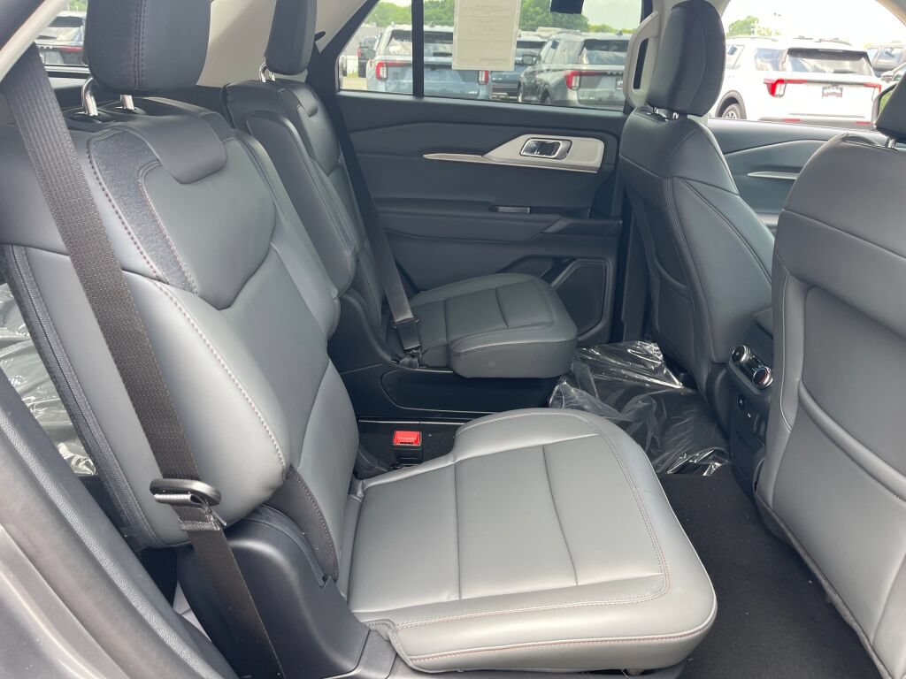 New 2026 Ford Explorer Active w/ Active Comfort Package AWD/4WD image 22