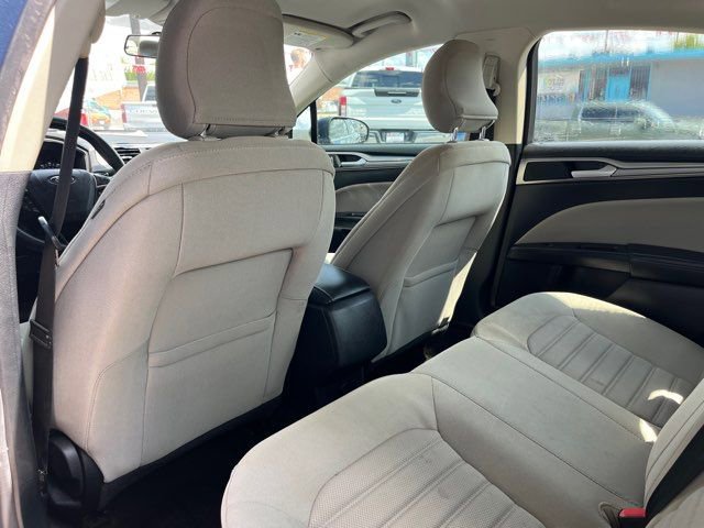 Used 2018 Ford Fusion S image 29
