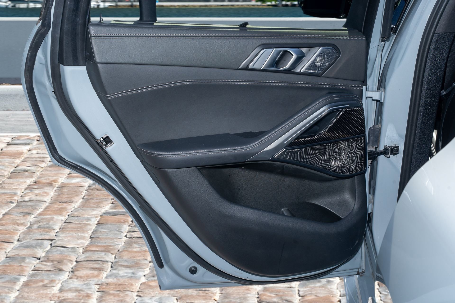 Used 2024 BMW X6 M60i w/ Dynamic Handling Package image 13