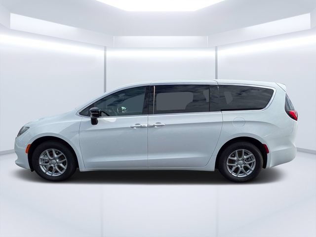 New 2026 Chrysler Voyager LX FWD image 6