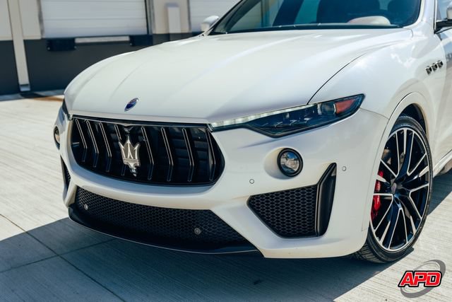 Used 2019 Maserati Levante Trofeo AWD/4WD image 23