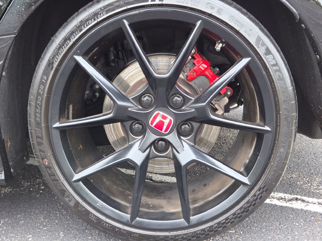 Certified 2025 Honda Civic Type R image 17