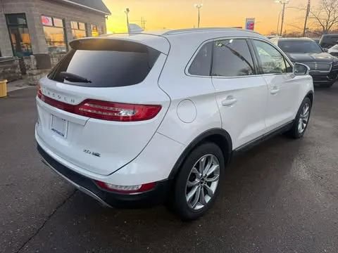 Used 2015 Lincoln MKC AWD w/ Equipment Group 101A Select image 4