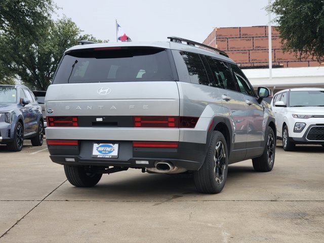 Used 2025 Hyundai Santa Fe SEL image 8