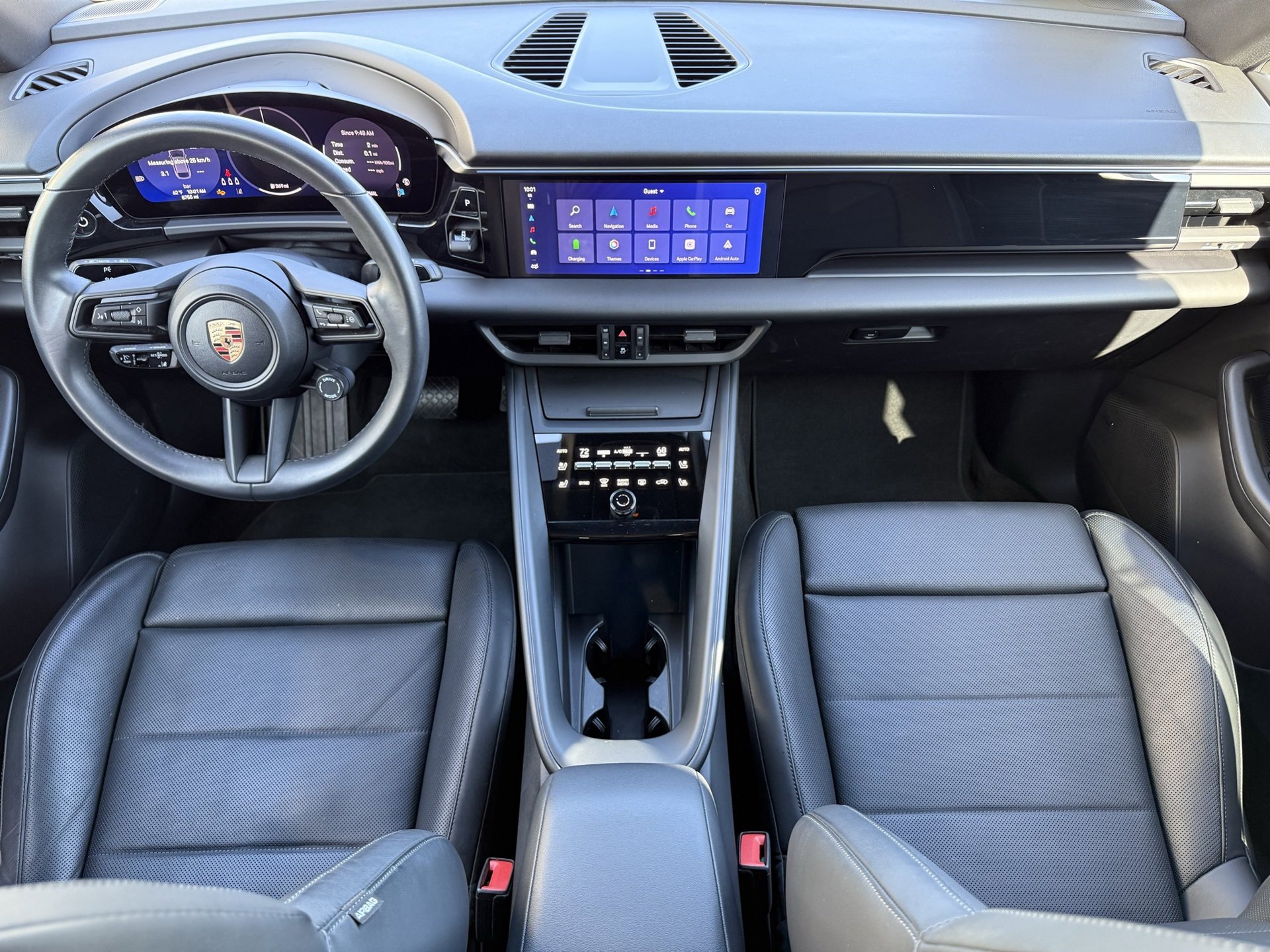 Used 2025 Porsche Macan Electric image 14