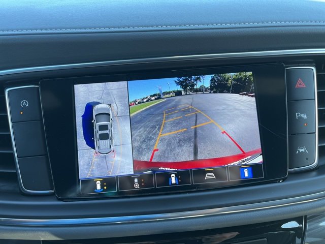 Used 2024 Buick Enclave Premium image 28