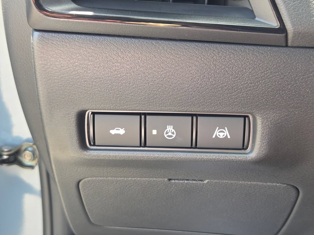 New 2026 Nissan Sentra SR w/ SR Premium Package FWD image 25
