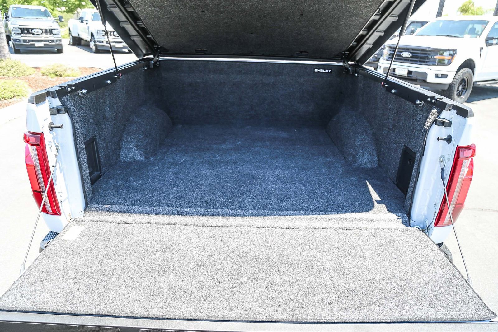 New 2025 Ford F150 Lariat w/ Equipment Group 502A High image 33