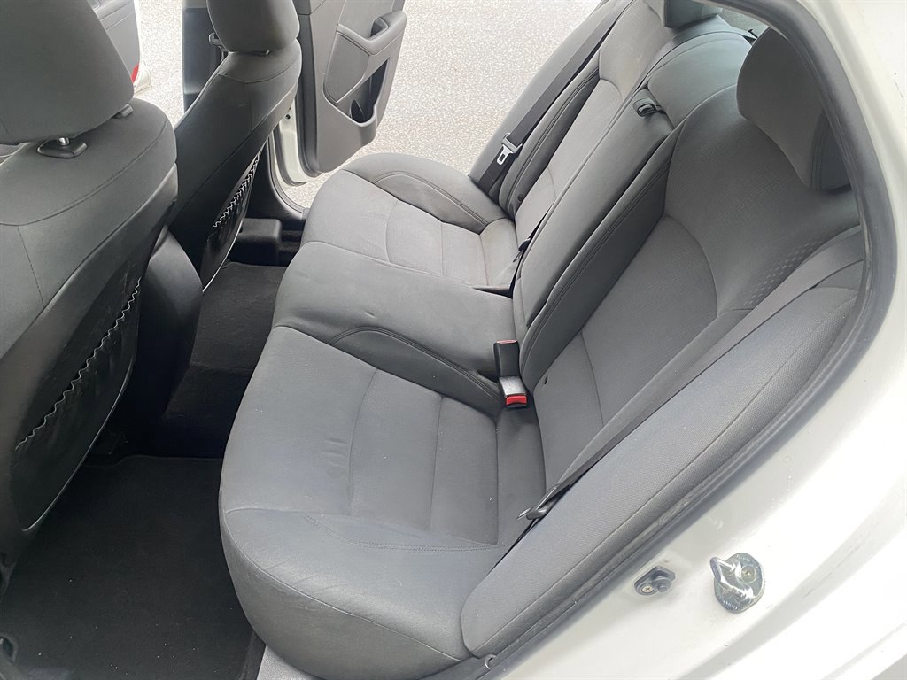 Used 2015 Kia Optima LX image 14