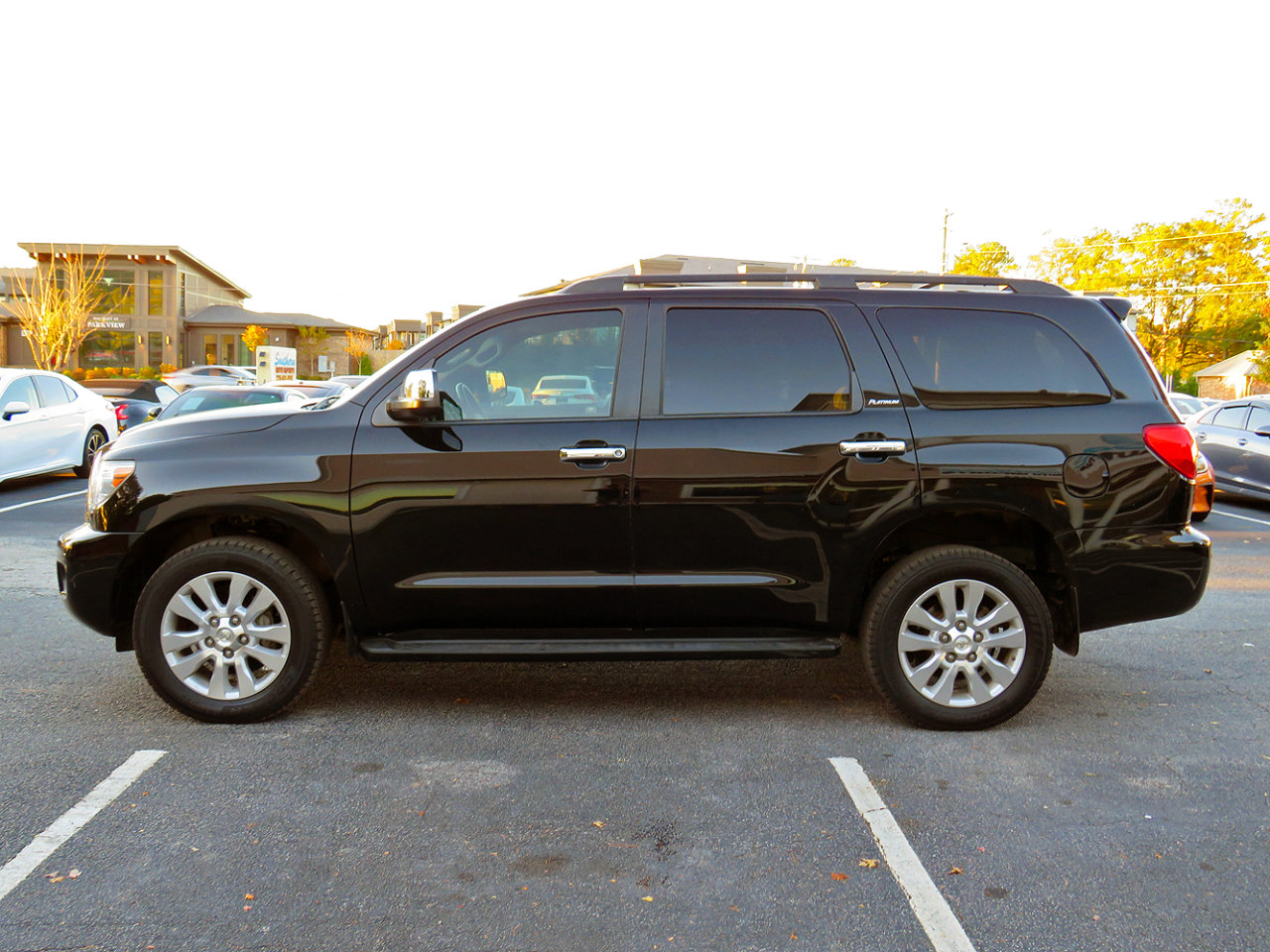 Used 2013 Toyota Sequoia Platinum image 10