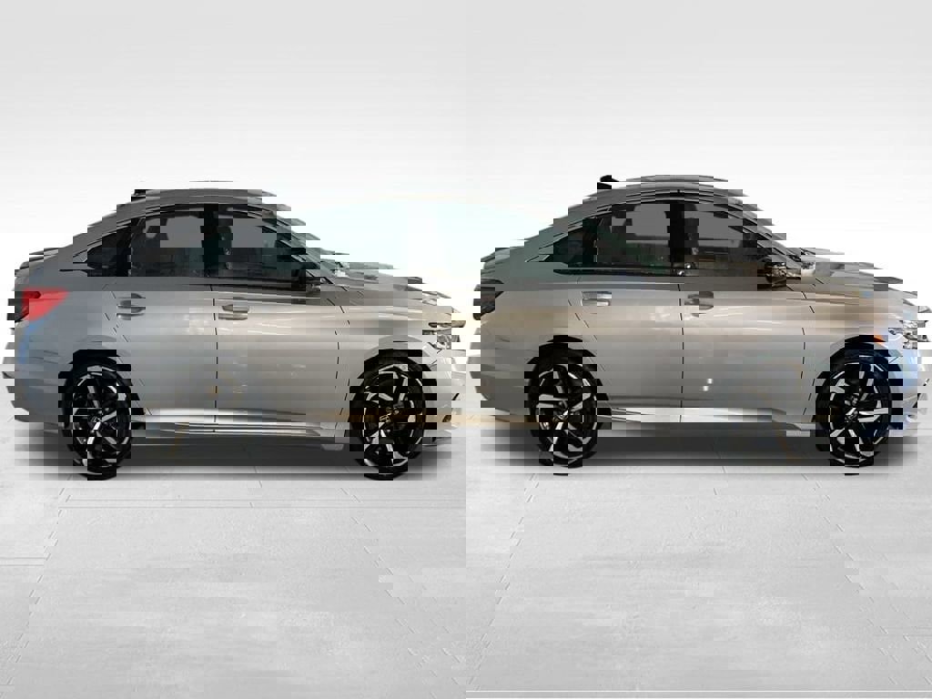 Used 2022 Honda Accord Sport image 7