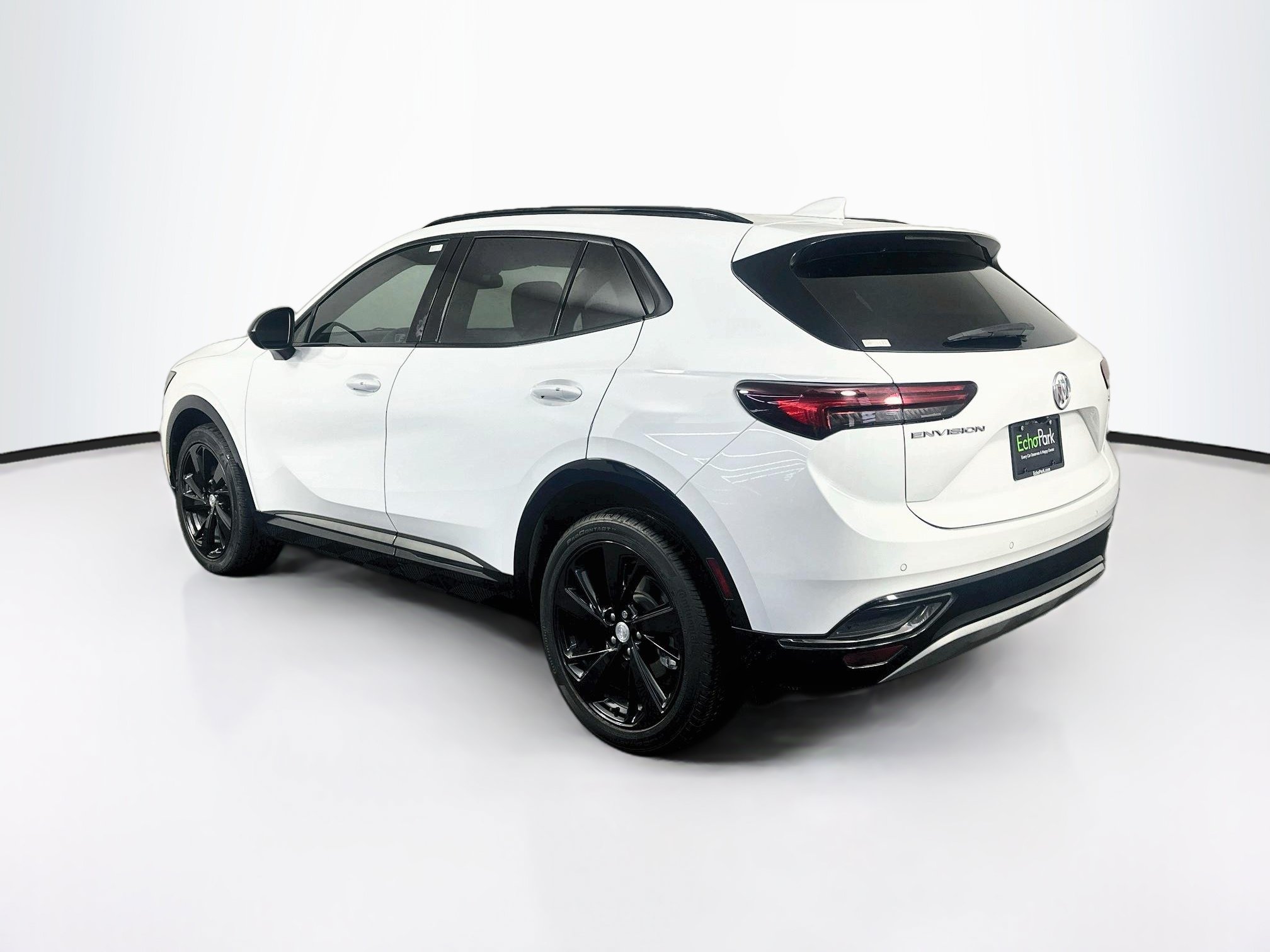 Used 2021 Buick Envision Preferred w/ Sport Touring Package FWD image 5