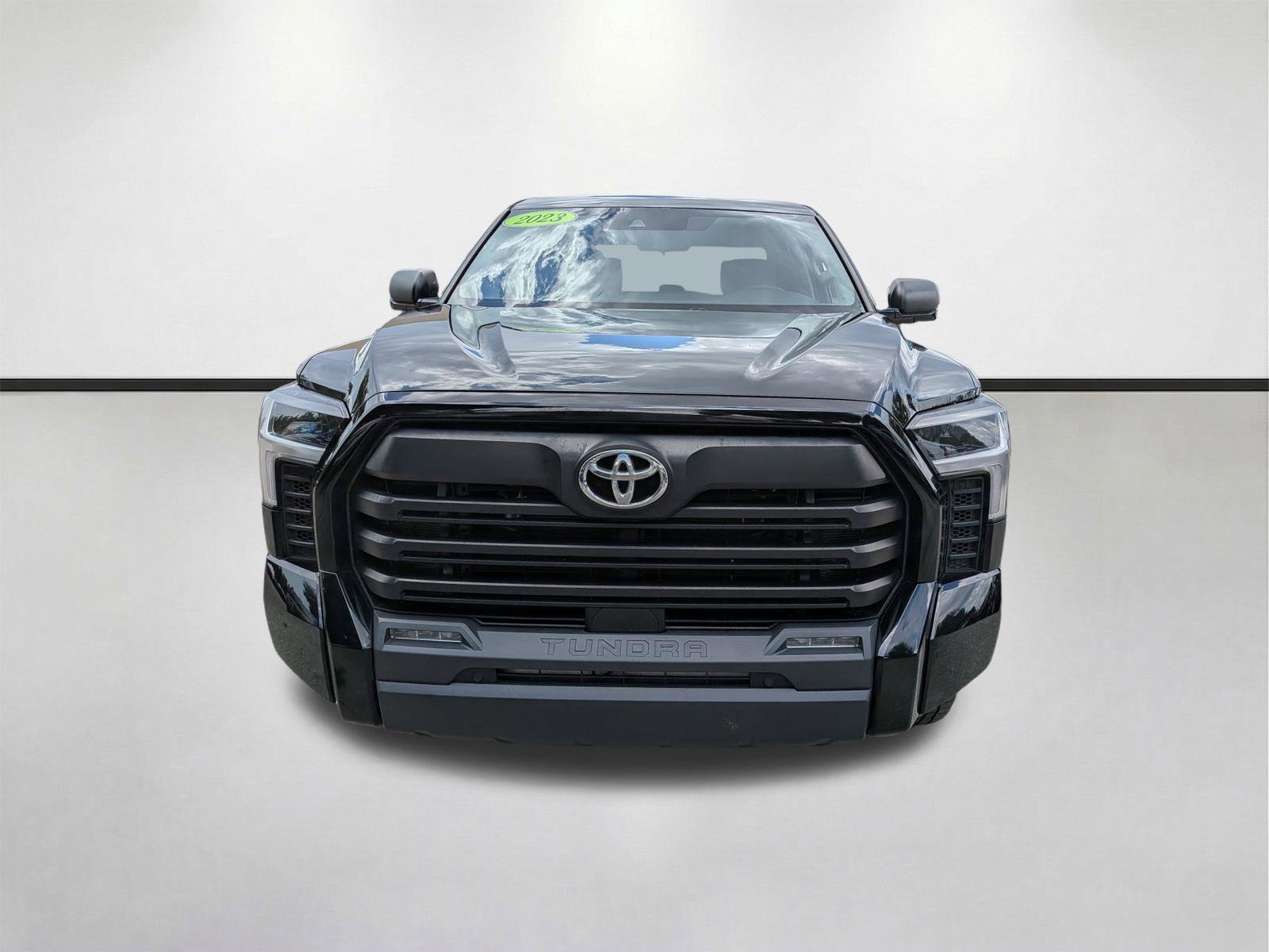 Used 2023 Toyota Tundra SR5 w/ SR5 Convenience Package AWD/4WD image 9