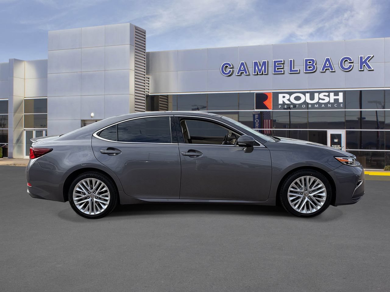 Used 2016 Lexus ES 350 w/ Luxury Package w/Wood Trim FWD image 7
