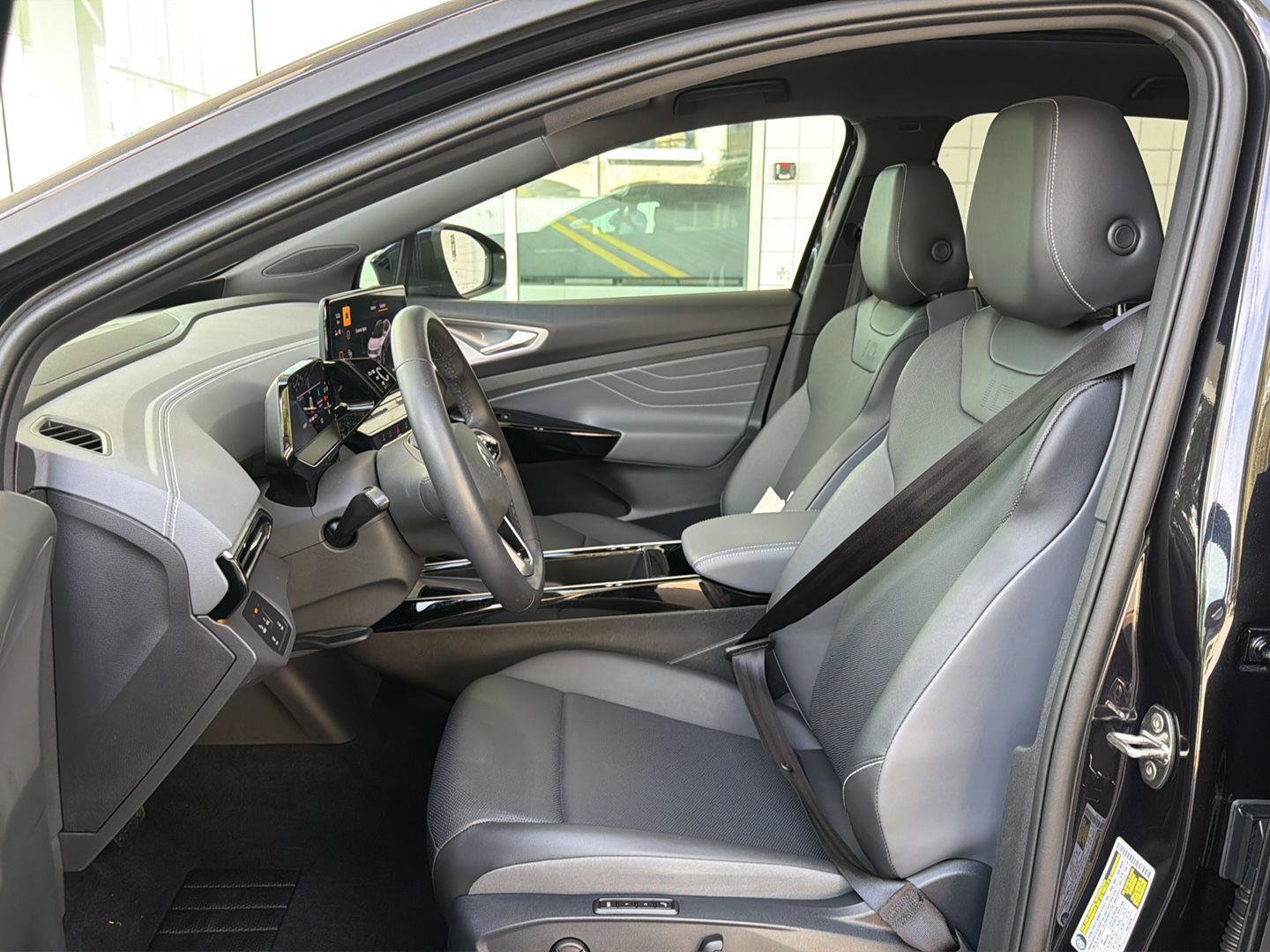 Certified 2023 Volkswagen ID.4 Pro S image 14