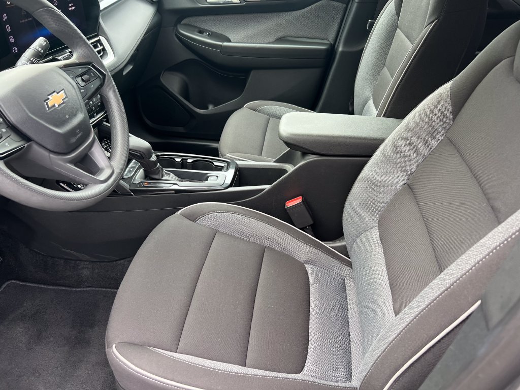 Used 2026 Chevrolet TrailBlazer LT AWD/4WD image 10