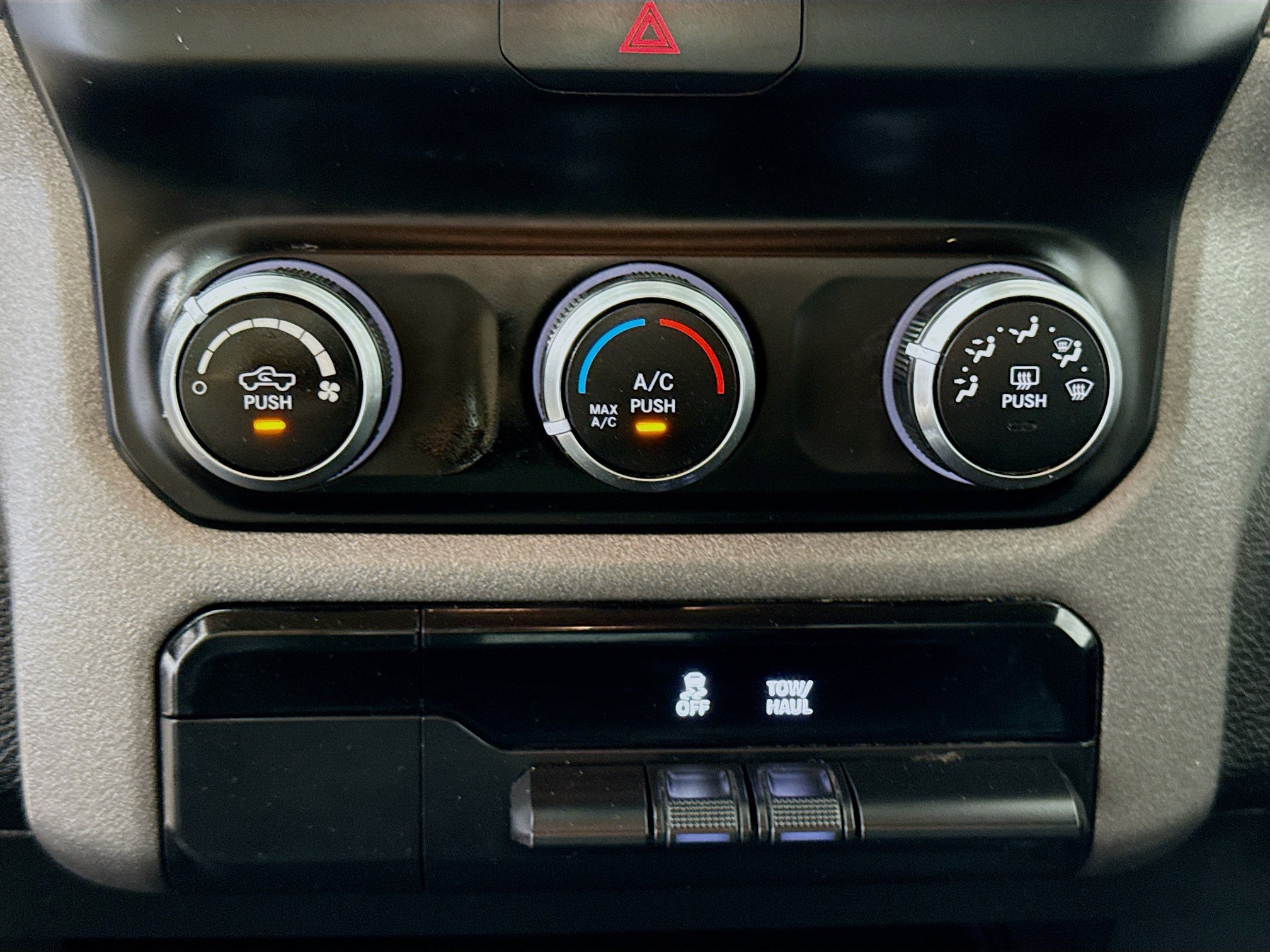 Used 2019 RAM 3500 Tradesman RWD image 17