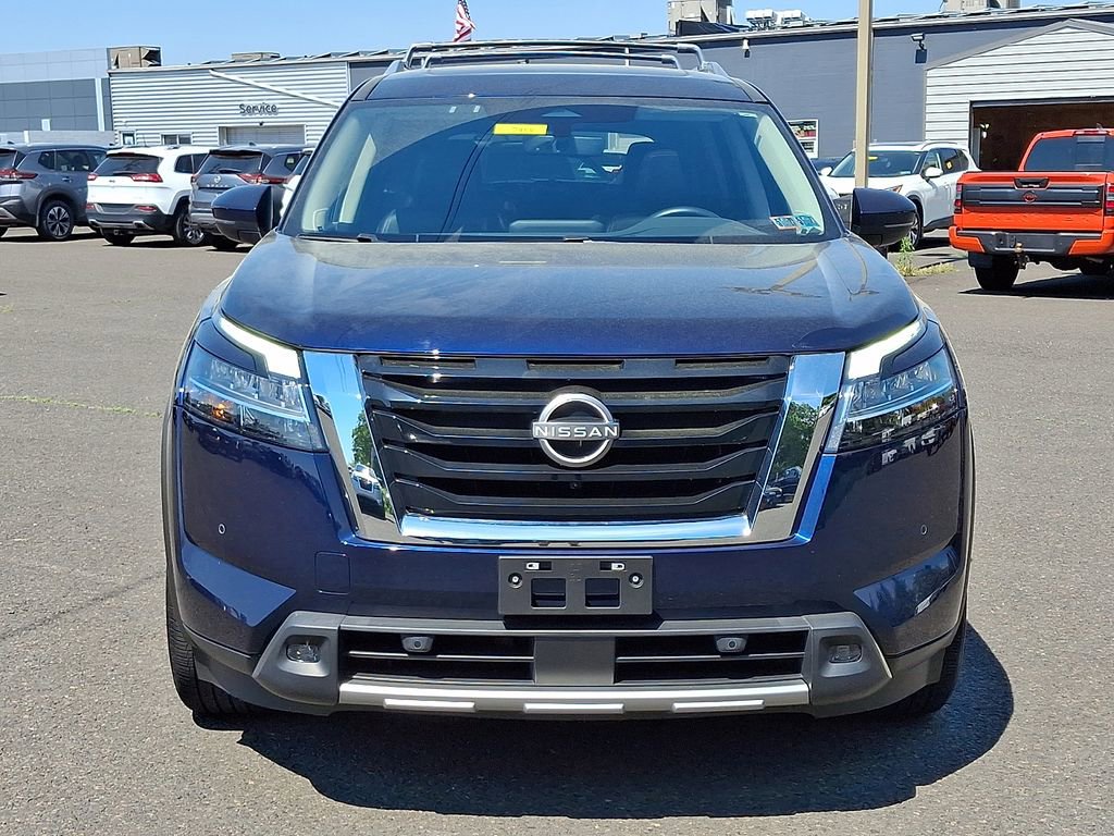 Certified 2023 Nissan Pathfinder SL w/ SL Premium Package AWD/4WD image 2