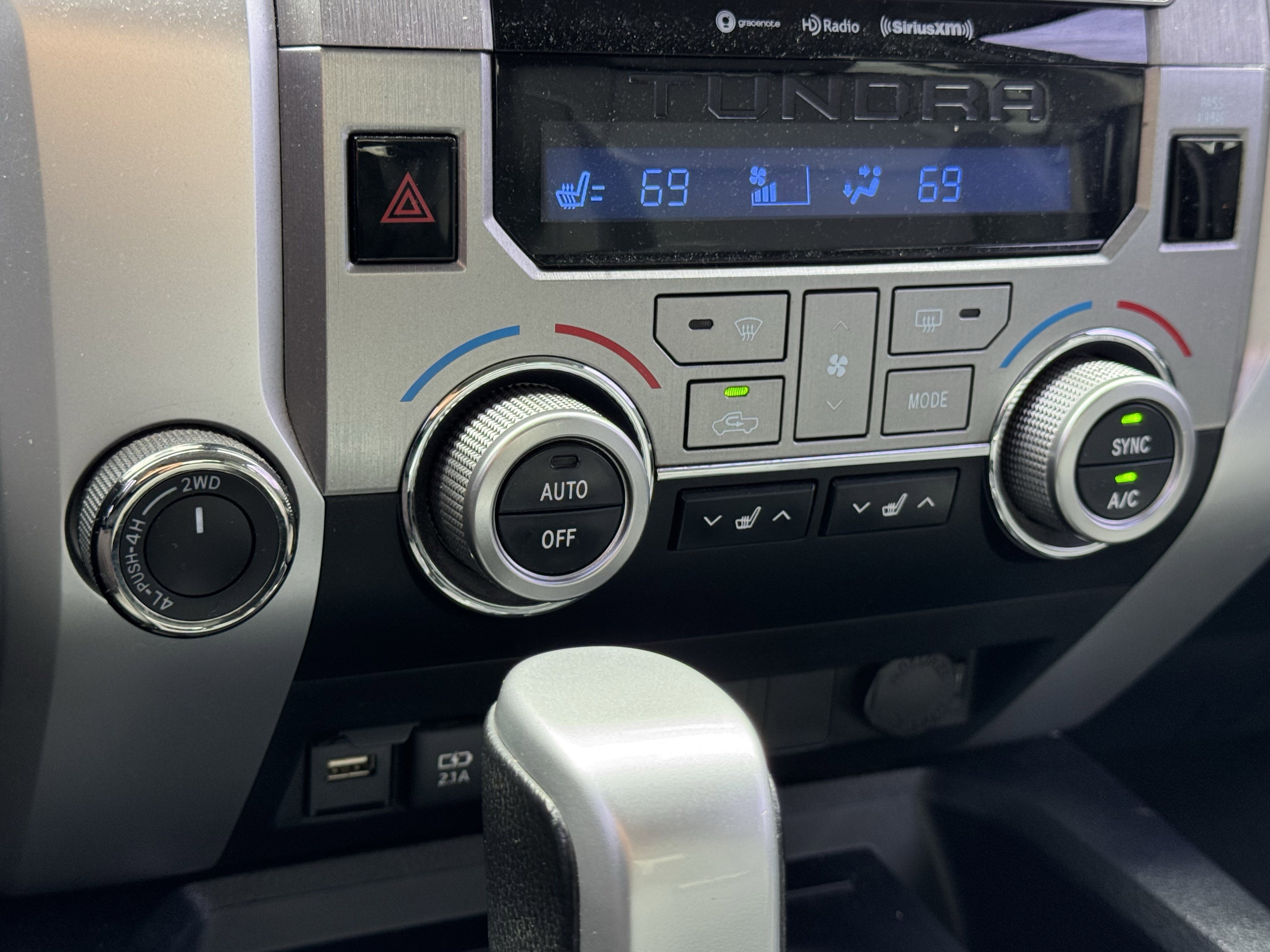 Used 2021 Toyota Tundra Limited w/ TRD Off-Road Package image 10