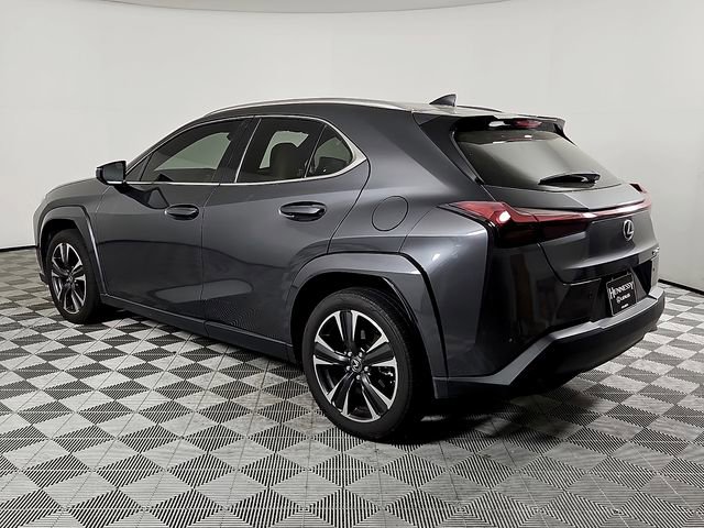 Used 2023 Lexus UX 250h FWD w/ Accessory Package (Z2) image 7