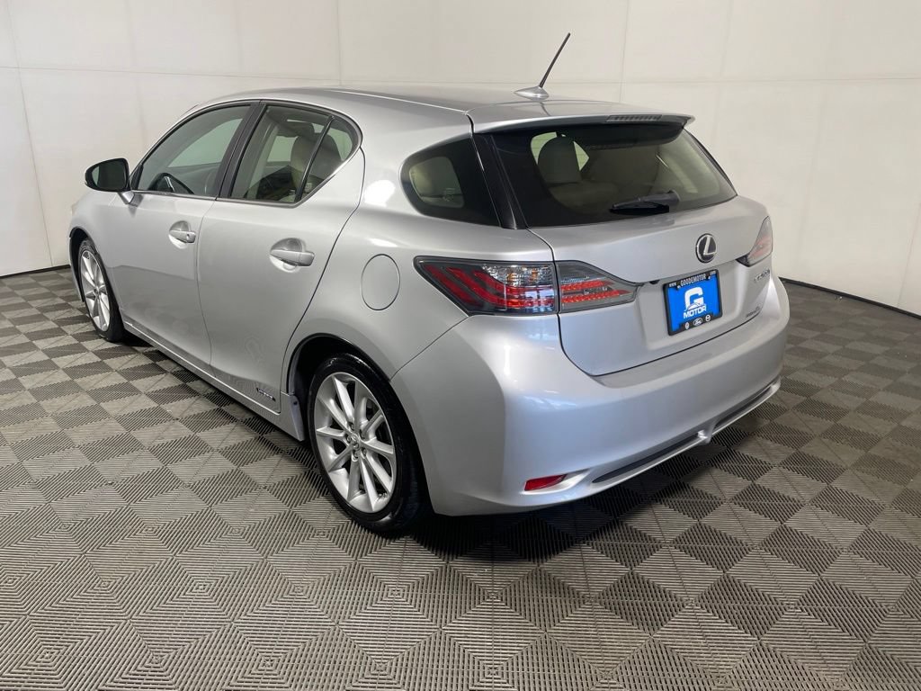 Used 2012 Lexus CT 200h Premium w/ Premium Audio Pkg FWD image 5
