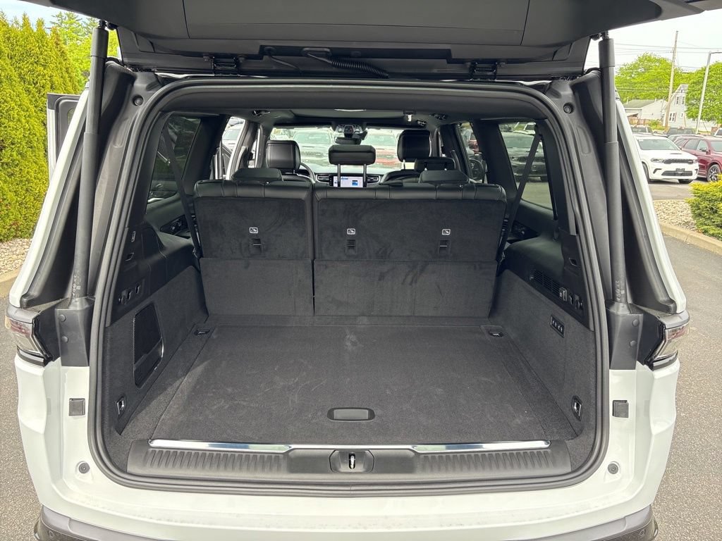 New 2026 Jeep Grand Wagoneer L Summit AWD/4WD image 18