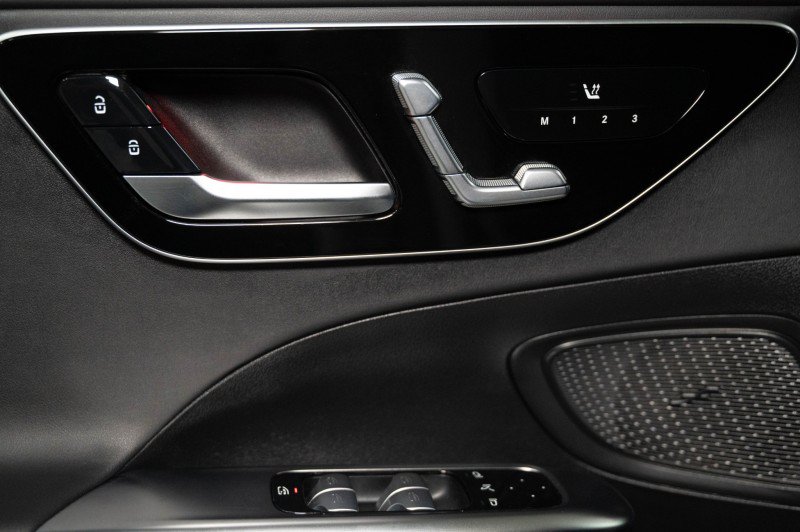 Used 2023 Mercedes-Benz C 43 AMG 4MATIC Sedan image 25