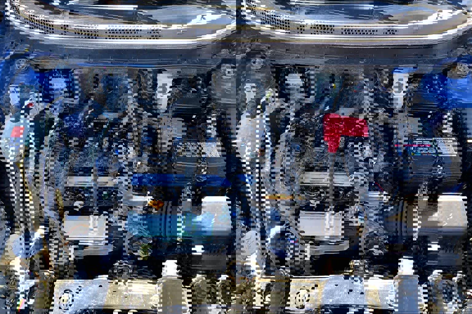 Used 2023 Nissan Kicks SR image 32