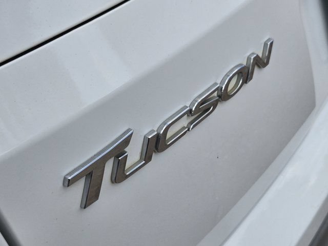 Used 2018 Hyundai Tucson Limited FWD image 12