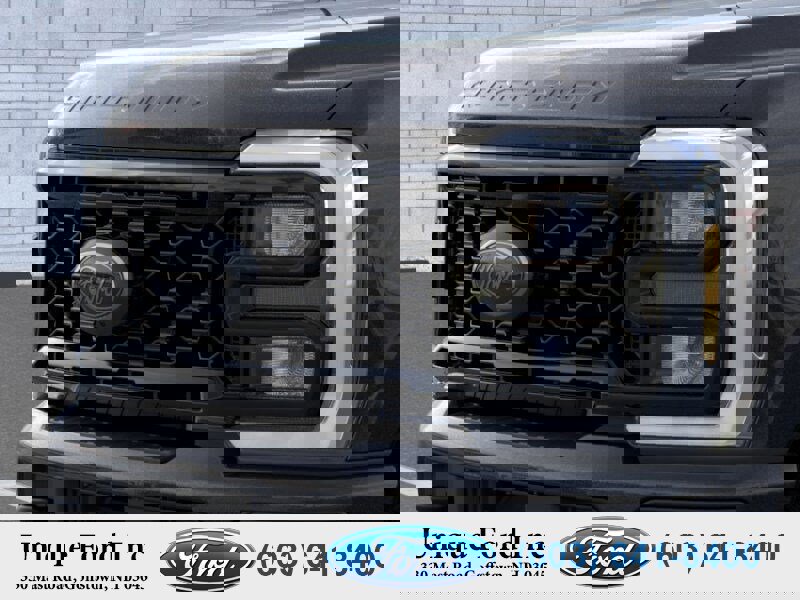 New 2026 Ford F350 Lariat w/ Black Appearance Package image 43